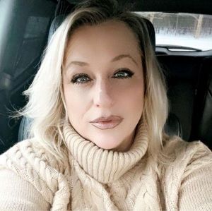 Meet your Posher, Dawn